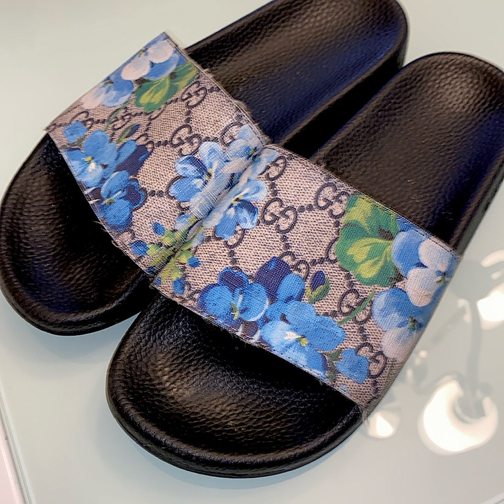 Worn Bloom Gucci Slides - Picture 2 of 4